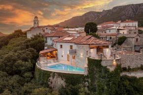 Villa Eva’s Castle